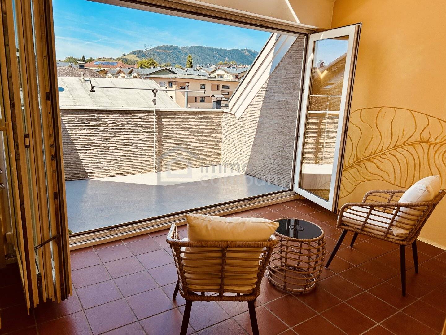 Above the roofs of Mondsee center, top floor apartment 127 m², 5 rooms