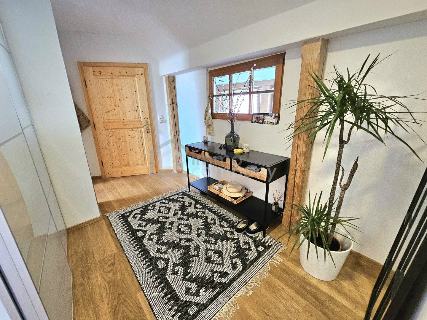 Above the roofs of Mondsee center, top floor apartment 127 m², 5 rooms