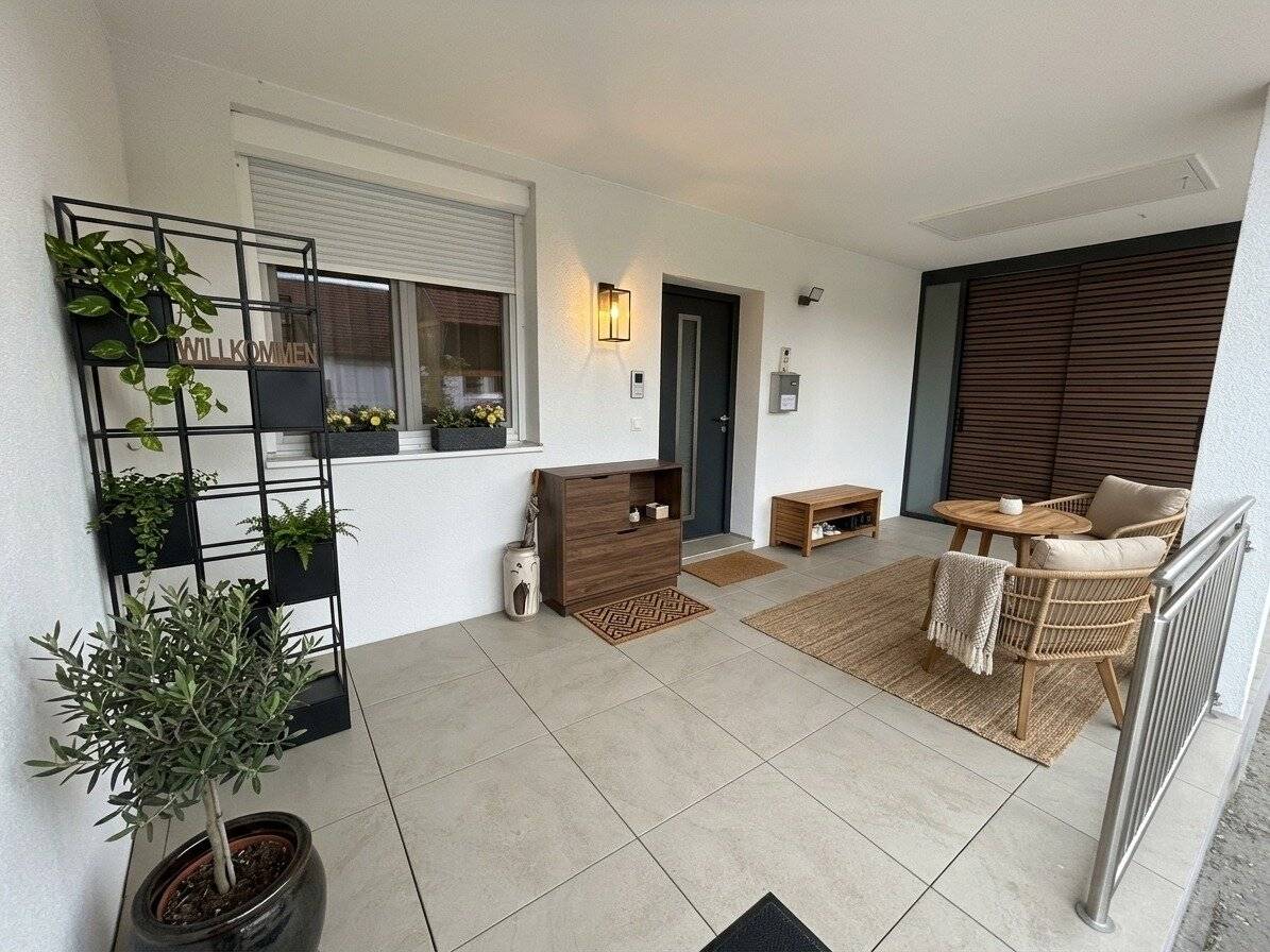 Furnished Modern 4-Room Terrace Apartment in Diersbach, 117m², 2 Parking Spaces, Underfloor Heating