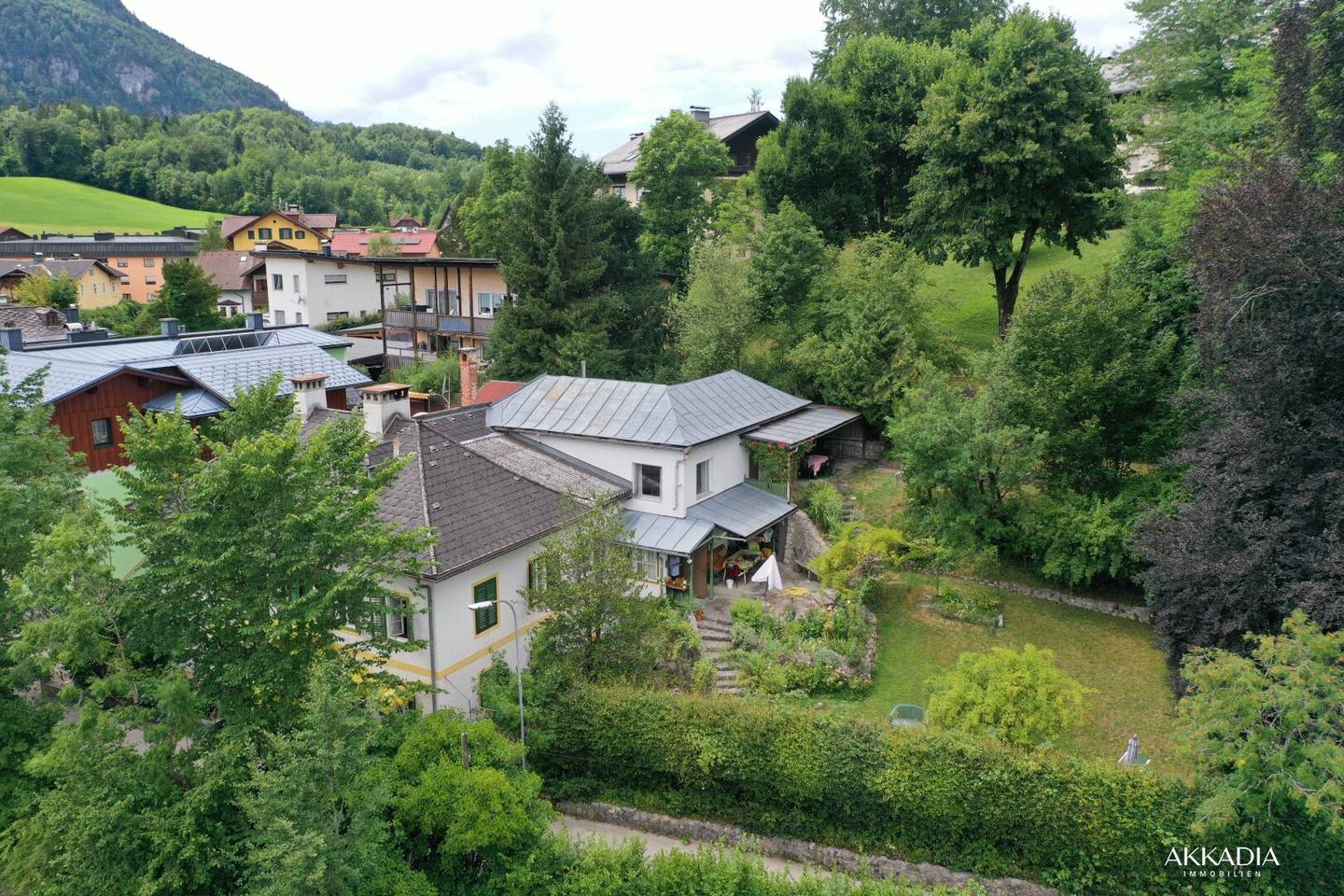 Plot with historic building and view to Siriuskogel – Potential for villa or semi detached house
