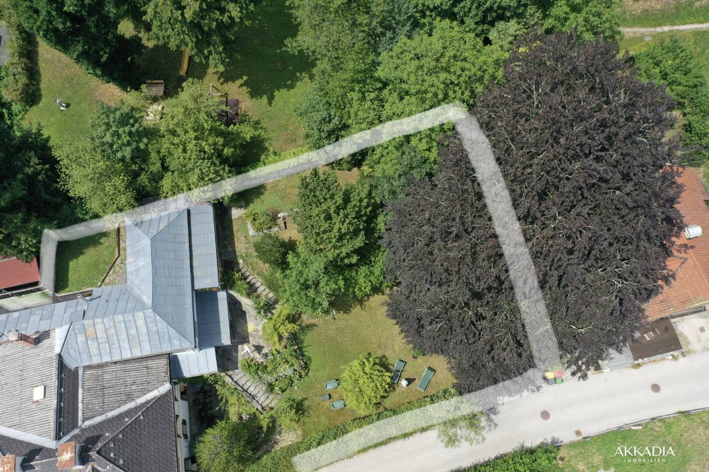 Plot with historic building and view to Siriuskogel – Potential for villa or semi detached house