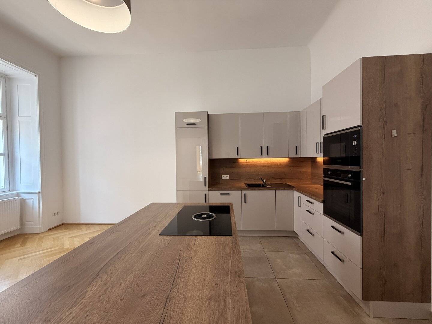 In the heart of ALSERGRUND Spacious 4-room apartment near ARNE-KARLSSON-PARK