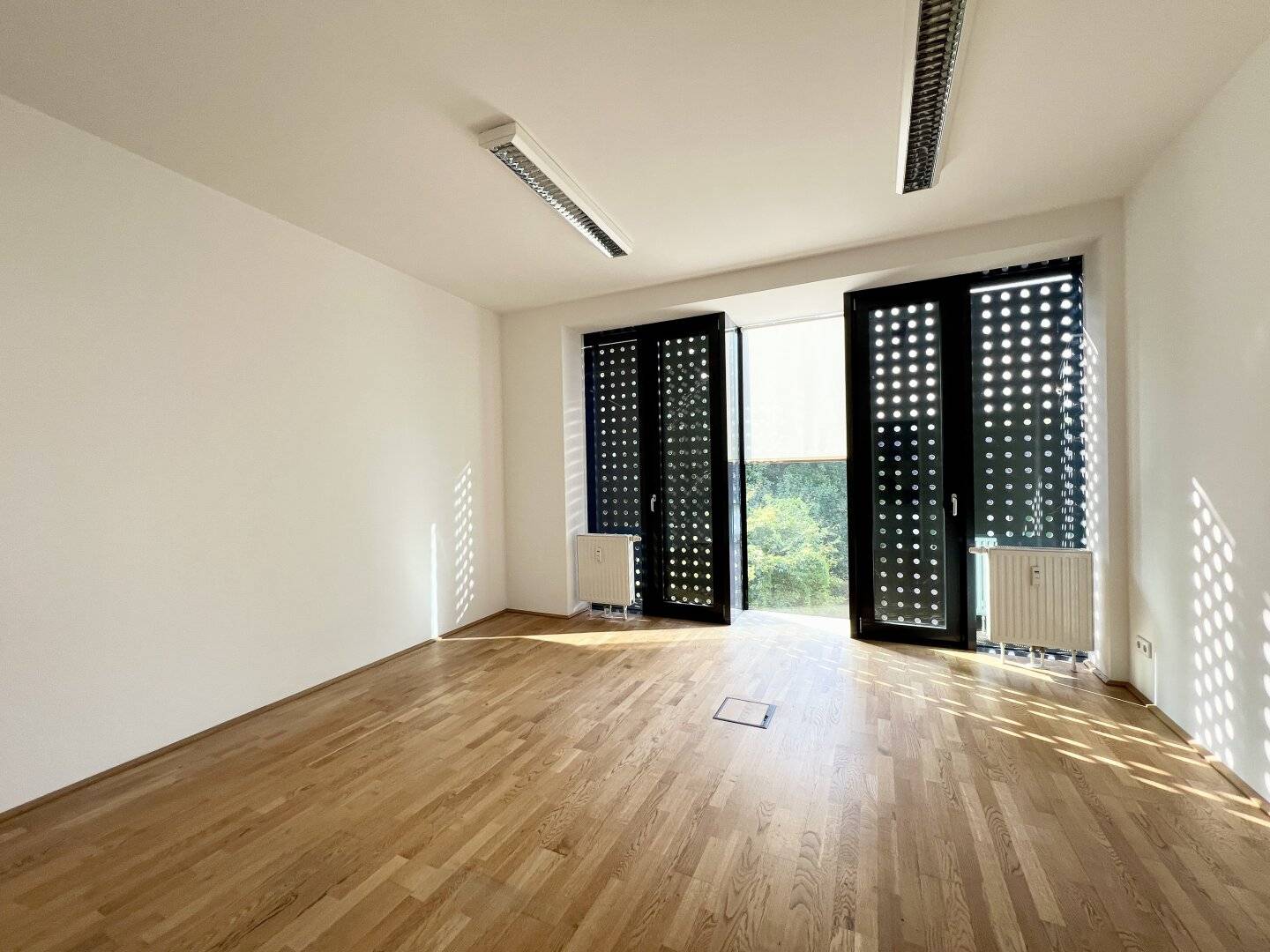 Attractive commercial space as office, medical practice or law firm - 140 m² - in the city center of Wels