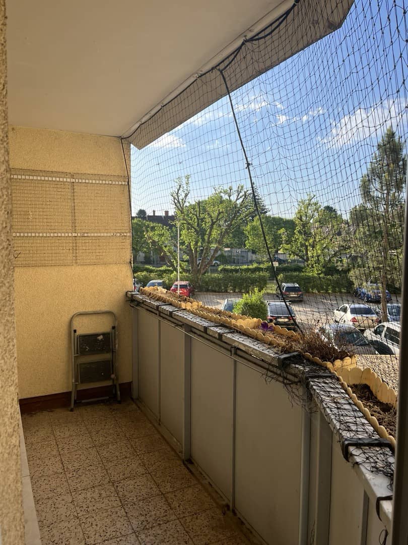Ruhige Wohnung mit Balkon und Lift nahe U1