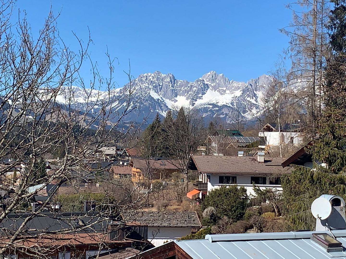 Sonnberg Panoramablick und Neubaupotenzial Wohnung
