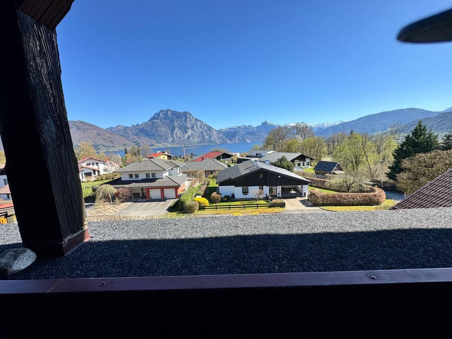 Sonnige Wohnung mit Panoramablick auf Traunsee