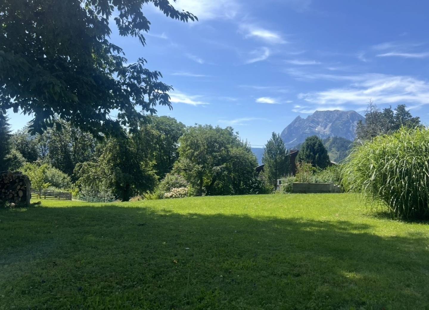 Sonnige Aussichtslage und voll erschlossene Wohnung