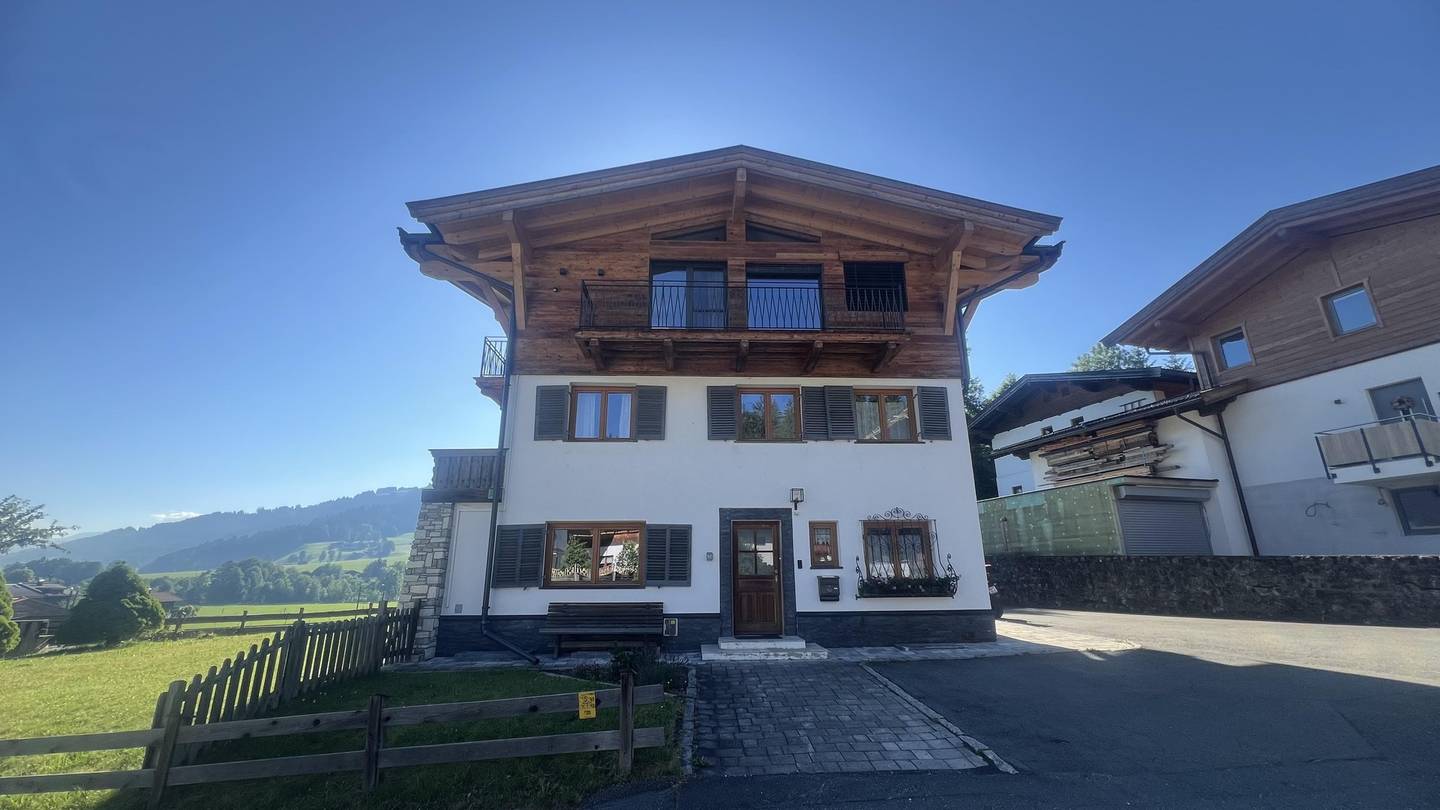 Familienwohnung mit Kaiserblick und großem Garten