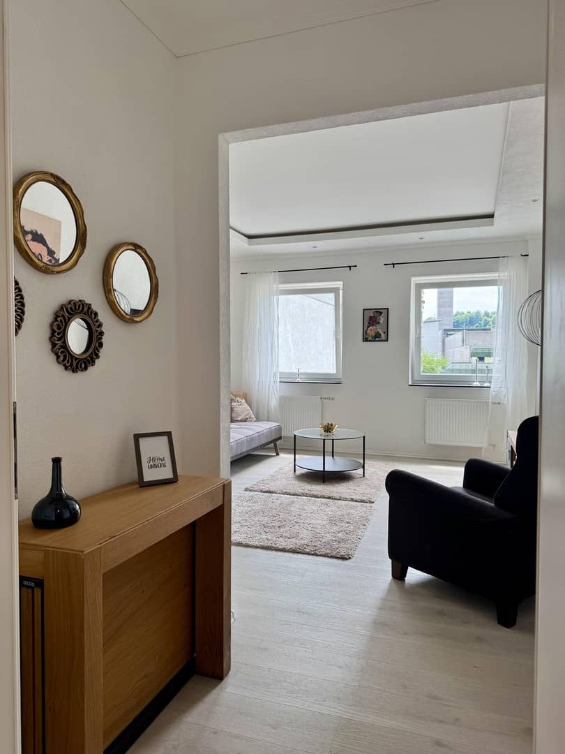Furnished apartment near main station with high speed internet