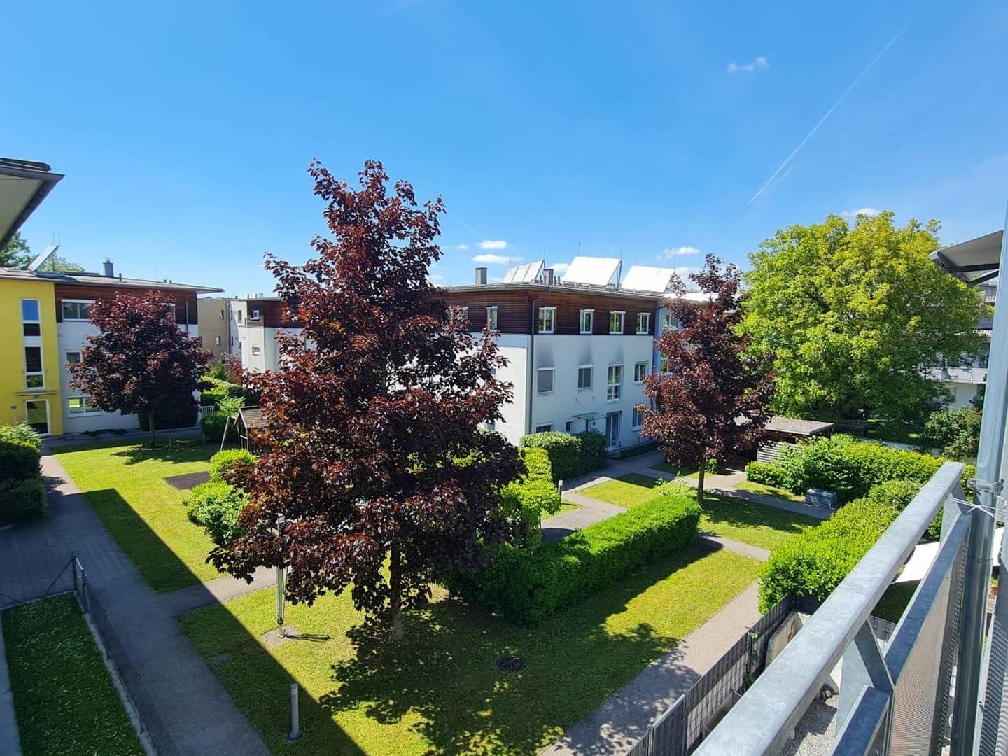 Helle Wohnung mit Solaranlage und Tiefgarage