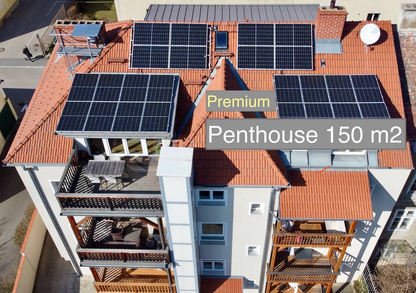 Bright penthouse apartment with roof terrace and garden view
