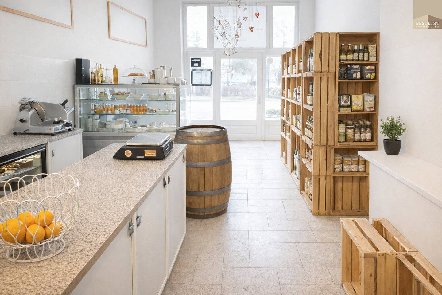 Exceptional commercial premises with charming cellar