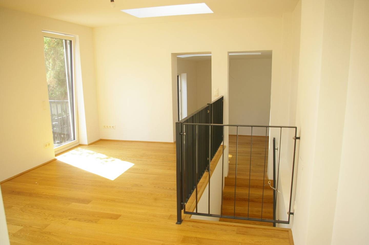 Courtyard building + maisonette + terrace + near Semmelweisklinik!