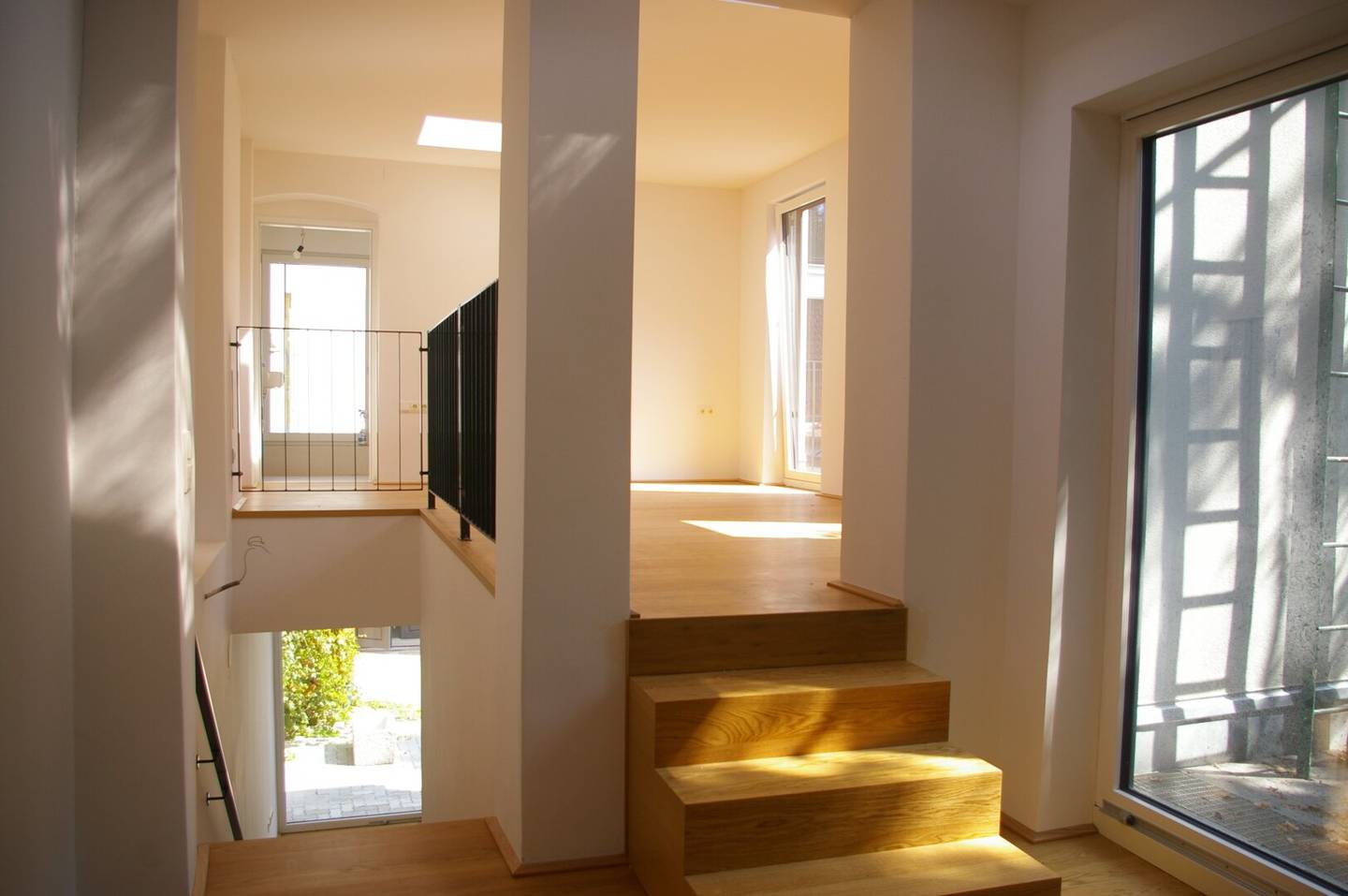 Courtyard building + maisonette + terrace + near Semmelweisklinik!