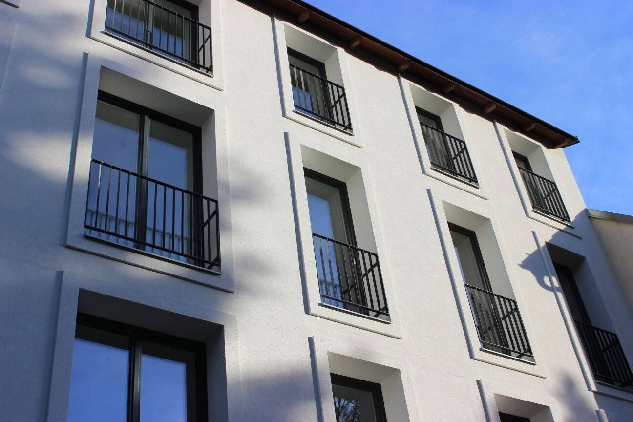 Courtyard building + maisonette + terrace + near Semmelweisklinik!