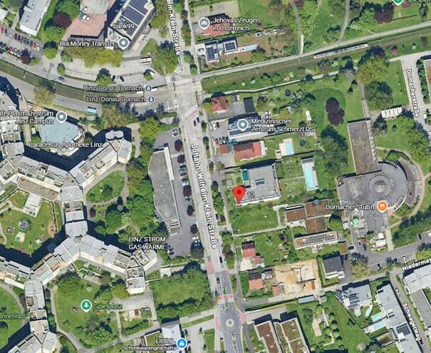 Underground garage parking space in Johann-Wilhelm-Klein-Straße 12-14 available immediately