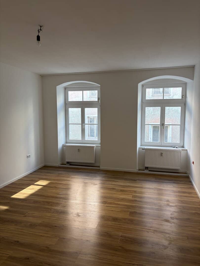 Stylish 3-room apartment, newly renovated with private entrance