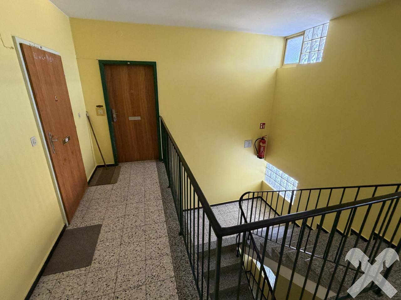 Helle Wohnung ganz oben mit zwei Loggien