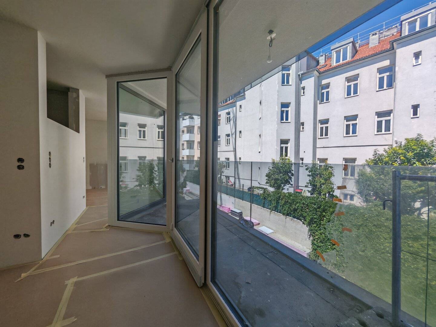 Loft-like apartment near Baumgartner-Casino Park