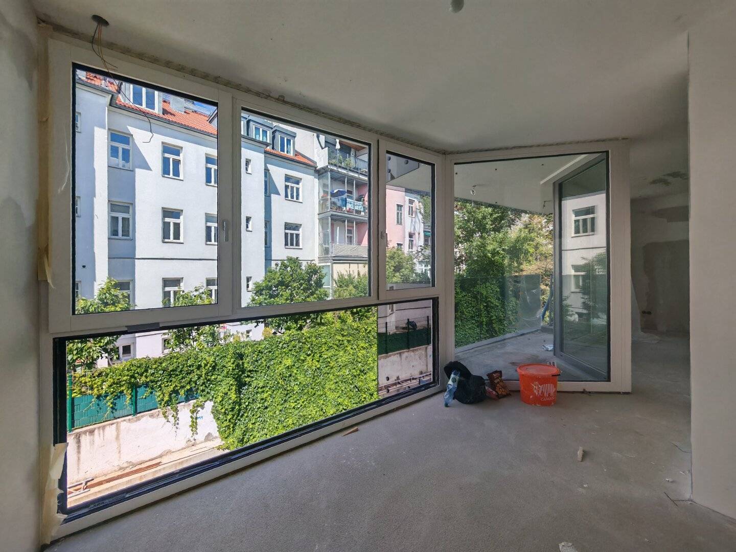 Loft-like apartment near Baumgartner-Casino Park