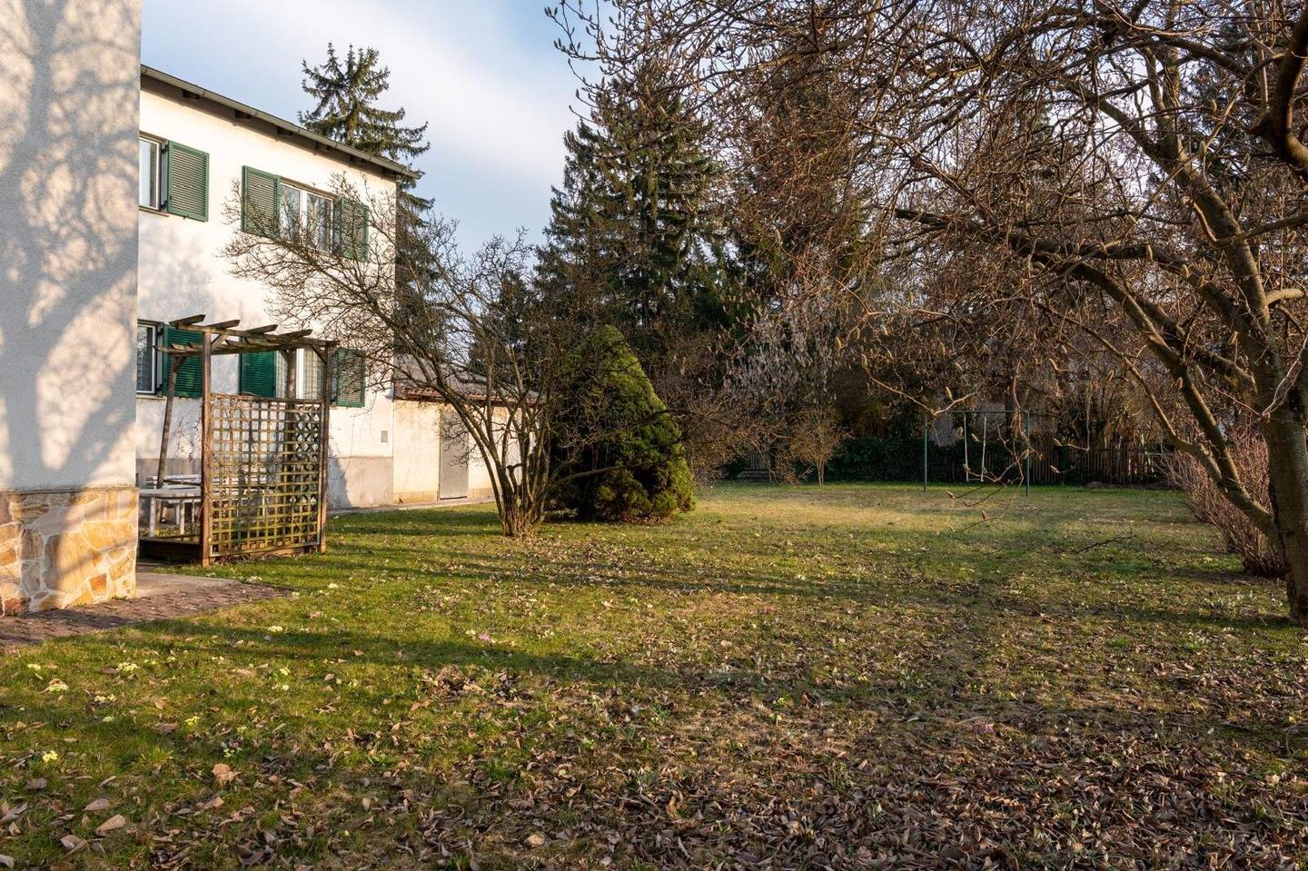 Vielseitiges Einfamilienhaus mit Garten &amp; Garage in Stockerau!