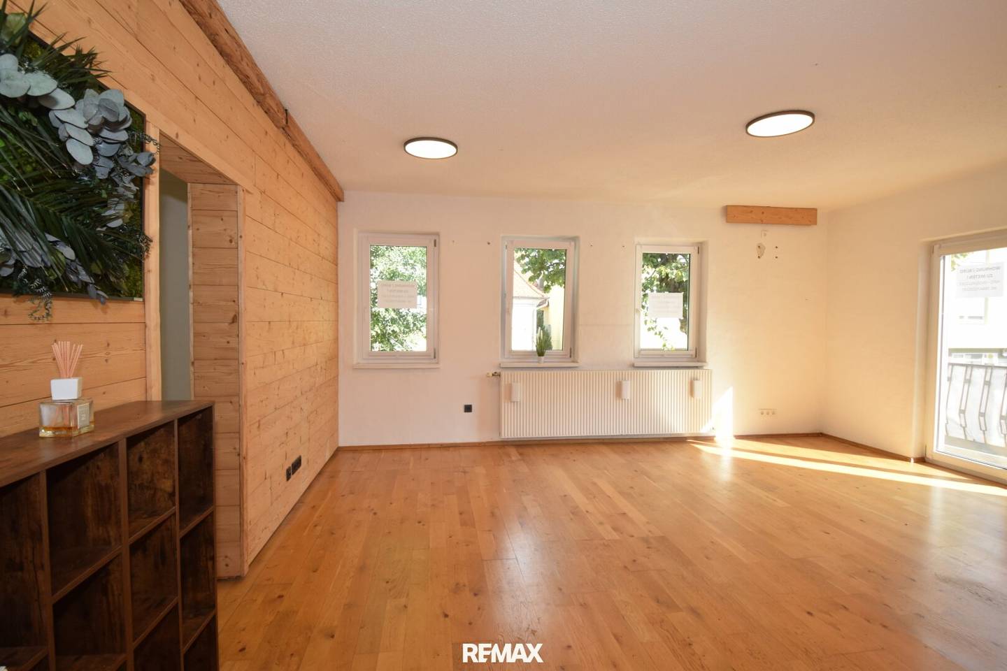 Spacious 3 room rental apartment in the town centre