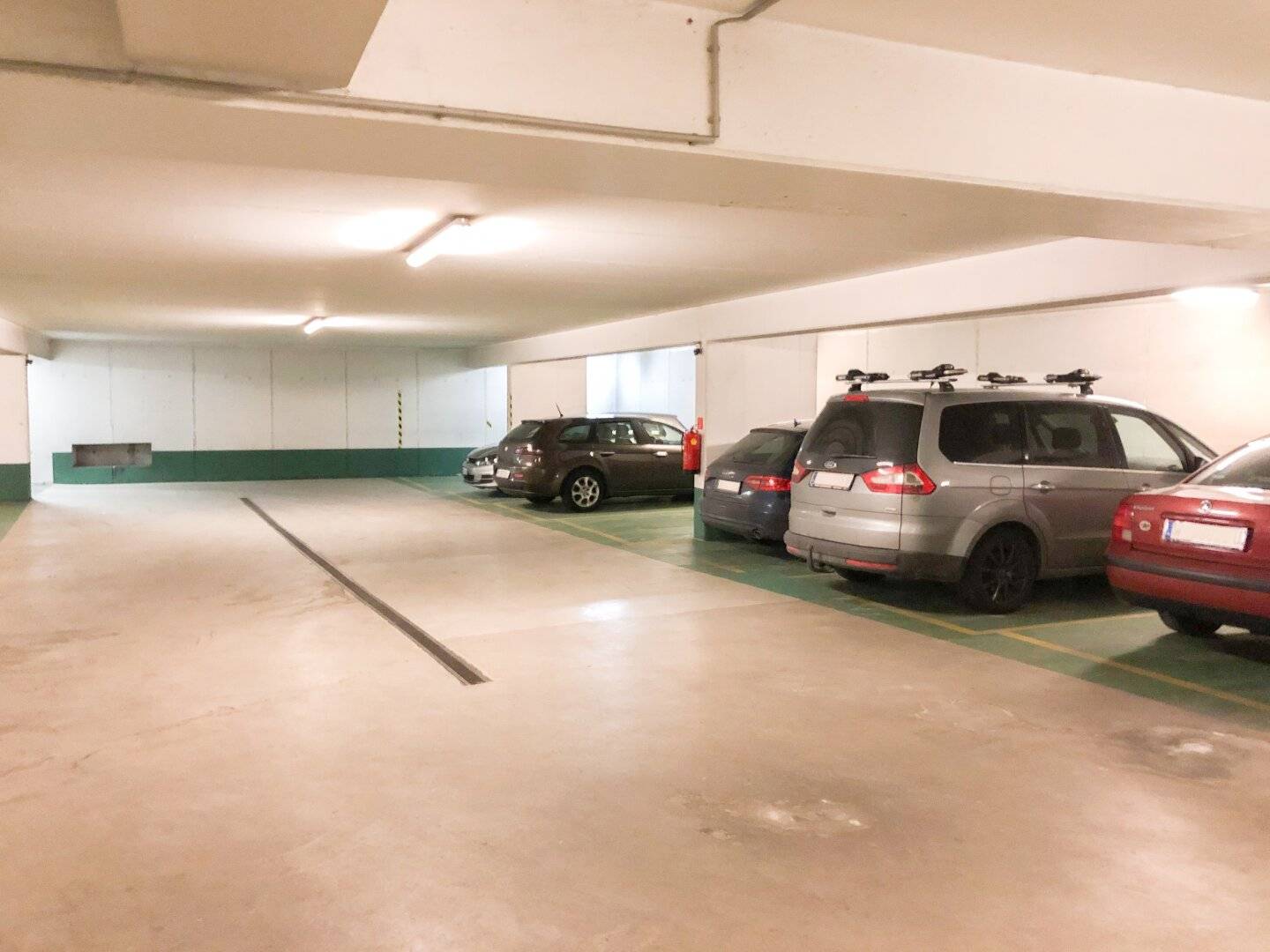PROVISIONSFREI! Tiefgaragenstellplatz in der Pappenheimgasse – komfortabel &amp; sicher!