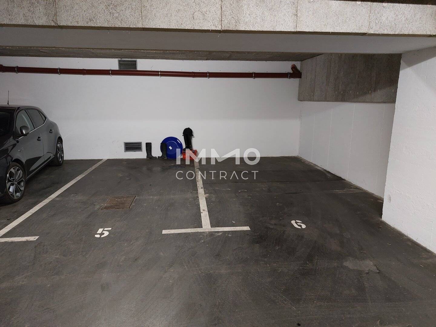 22 Langobardenstraße 11 / Hans-Steger-Gasse 6 Single parking space from € 130