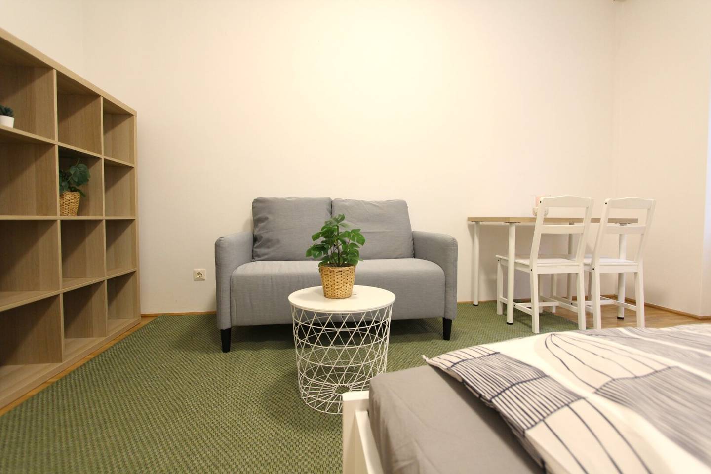 Short-term rental! Newly furnished, charming 1-room apartment in the heart of Favoriten!