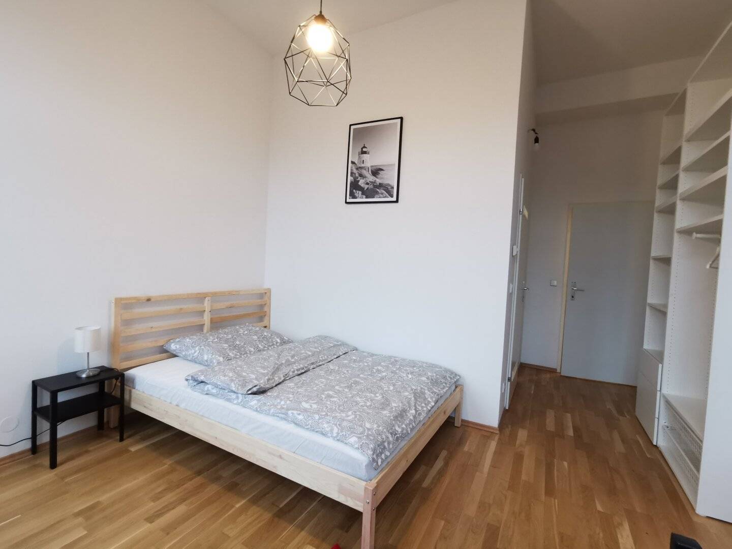 Short-term rental Nicely furnished 1-room apartment