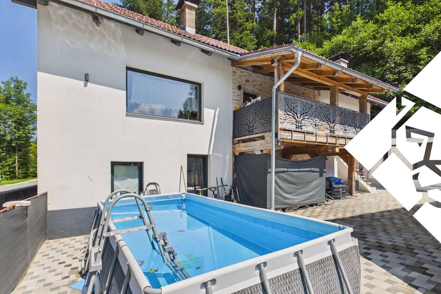 Zweifamilienhaus mit Ausbau- und Gestaltungspotenzial zu kaufen!