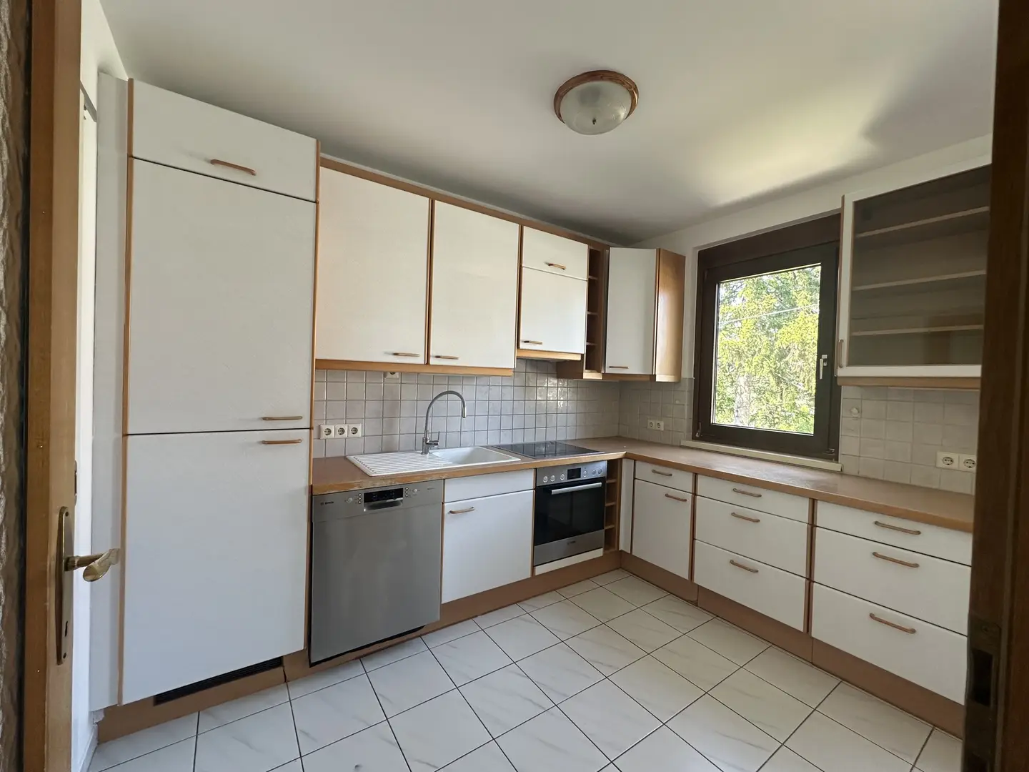 Idyllisch wohnen mit Garten Sauna und Garage Wohnung