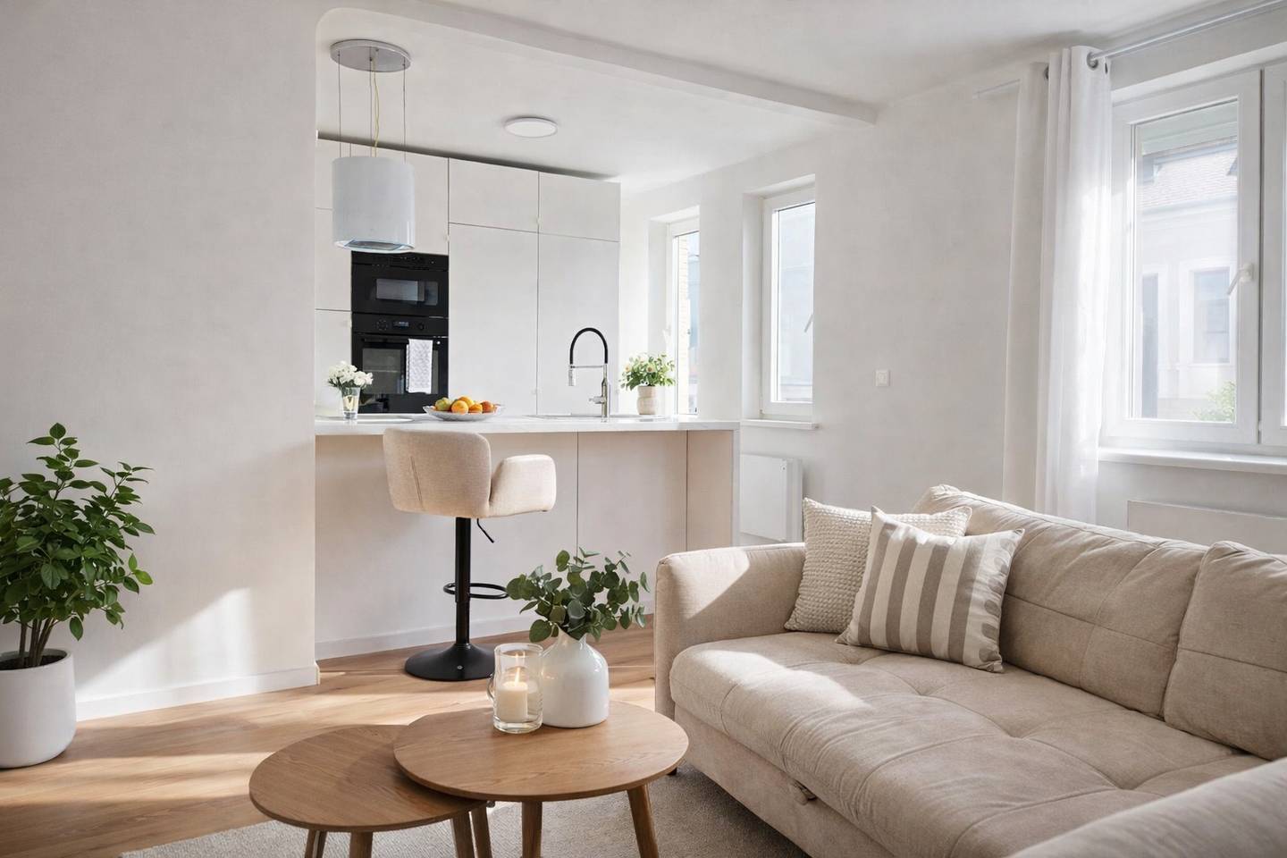 Bright Wohnung on top floor with lift and open kitchen