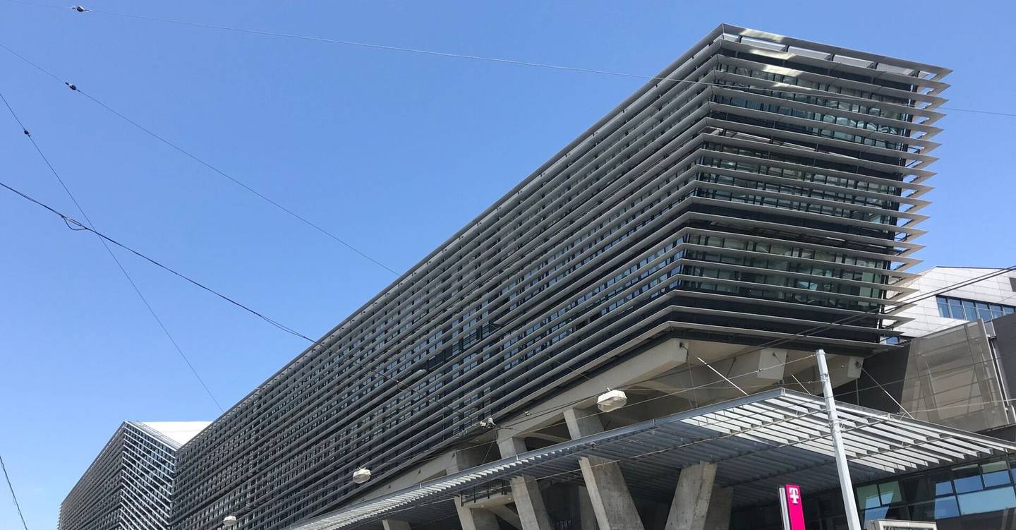 Hochwertige Wohnung im markanten Landmark Gebäude