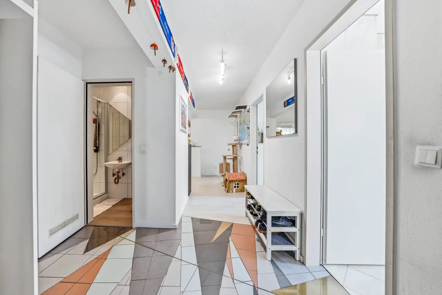 Sonnige Wohnung mit Loggia und Grünblick in Ruhelage