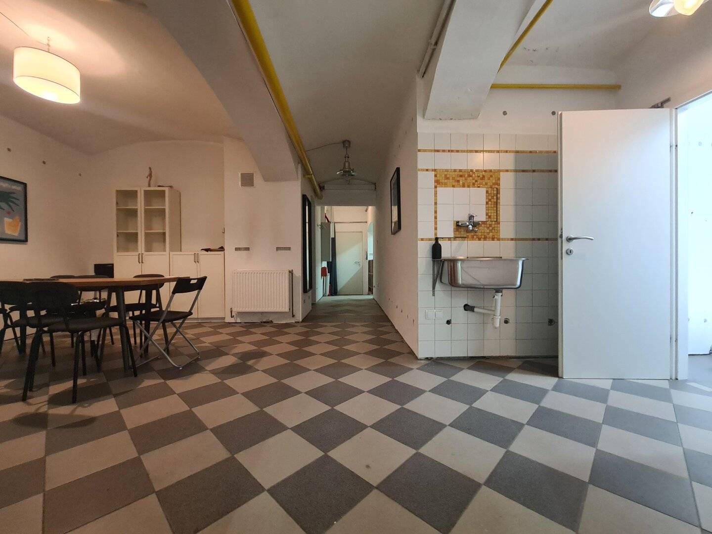 Commercial premises basement Nestroyplatz