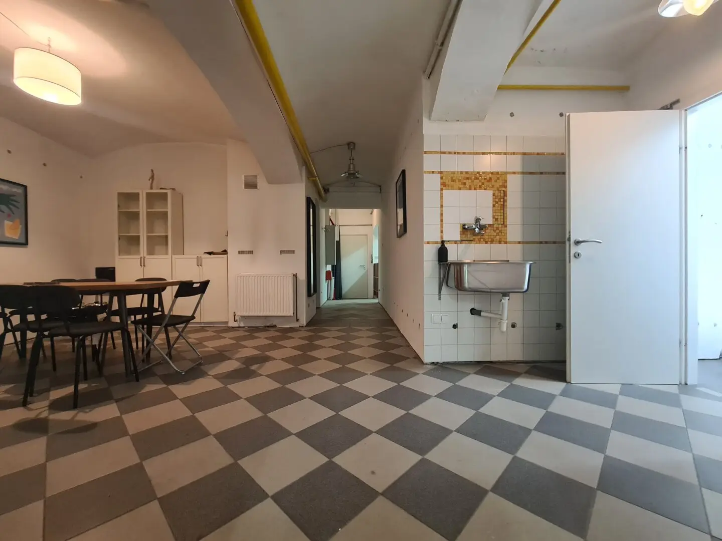 Commercial premises basement Nestroyplatz