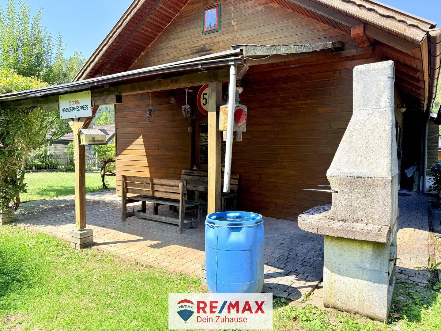 Charmantes Zuhause mit Garten und Entwicklungspotenzial Wohnung