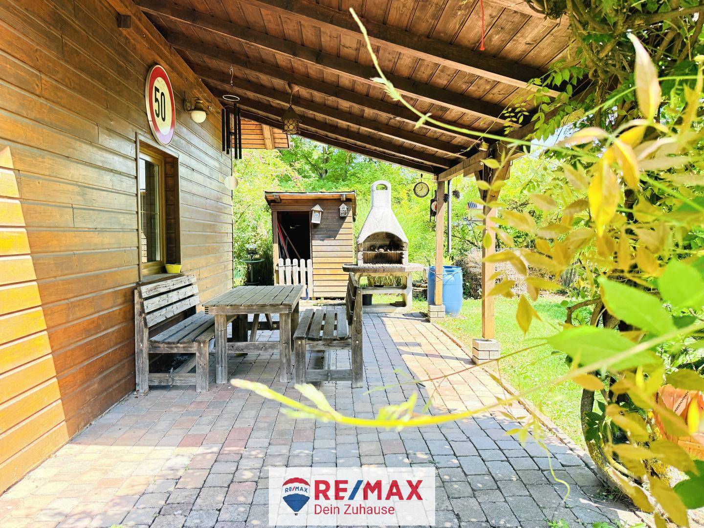 Charmantes Zuhause mit Garten und Entwicklungspotenzial Wohnung