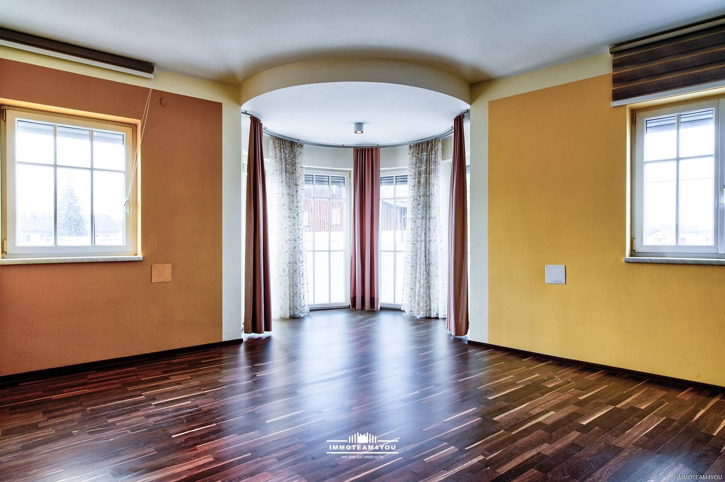 Modernized Wohnung with underground parking and sunny southwest orientation