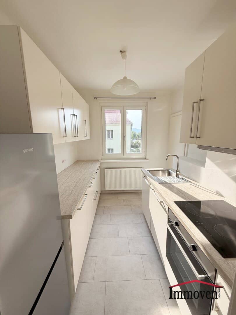 Bright 3-room apartment near Tribuswinkel Castle