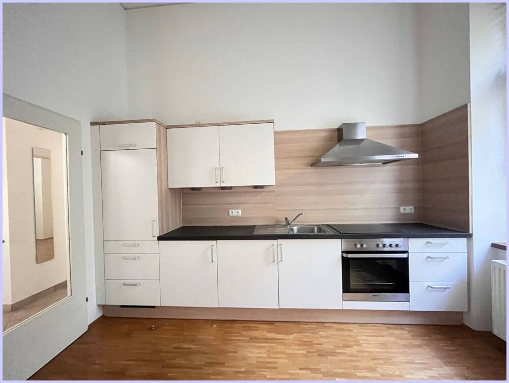 Central apartment near Kurpark with parking