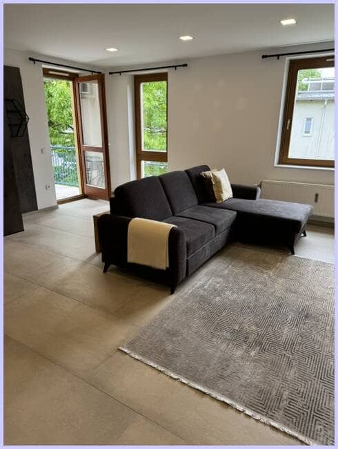 Investment apartment in central spa location with parking and balcony