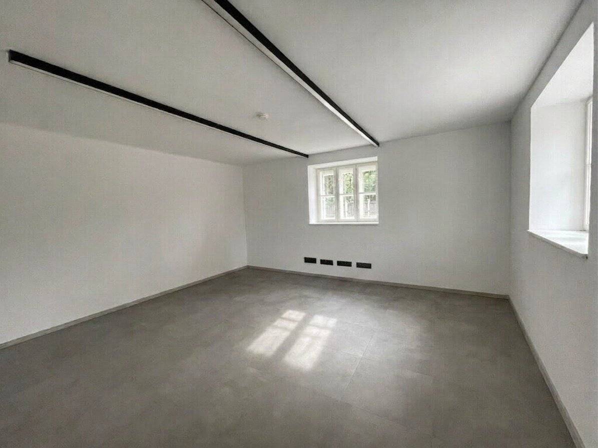 Stilvolle Büro- oder Praxisfläche in zentraler Lage
