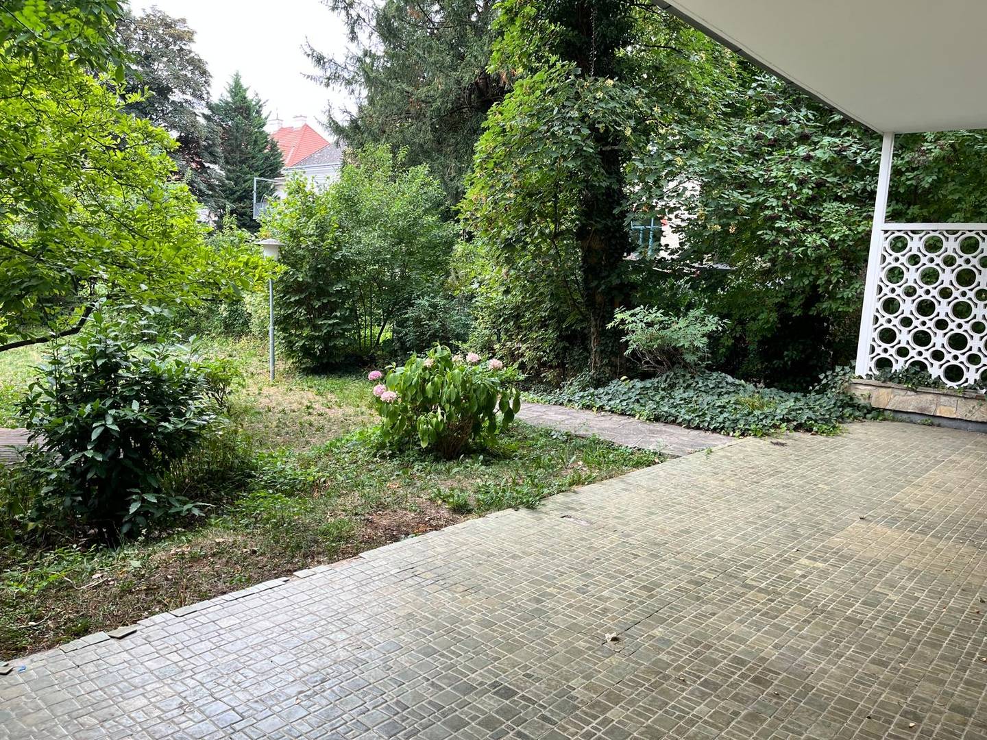 Wohnung mit Privatgarten und Garage im Cottage