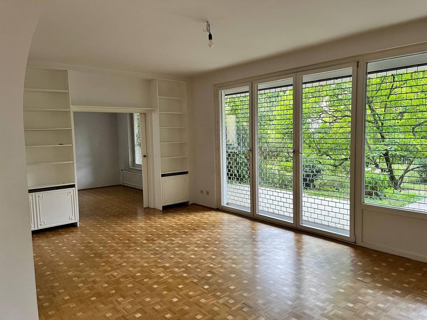 Wohnung mit Privatgarten und Garage im Cottage