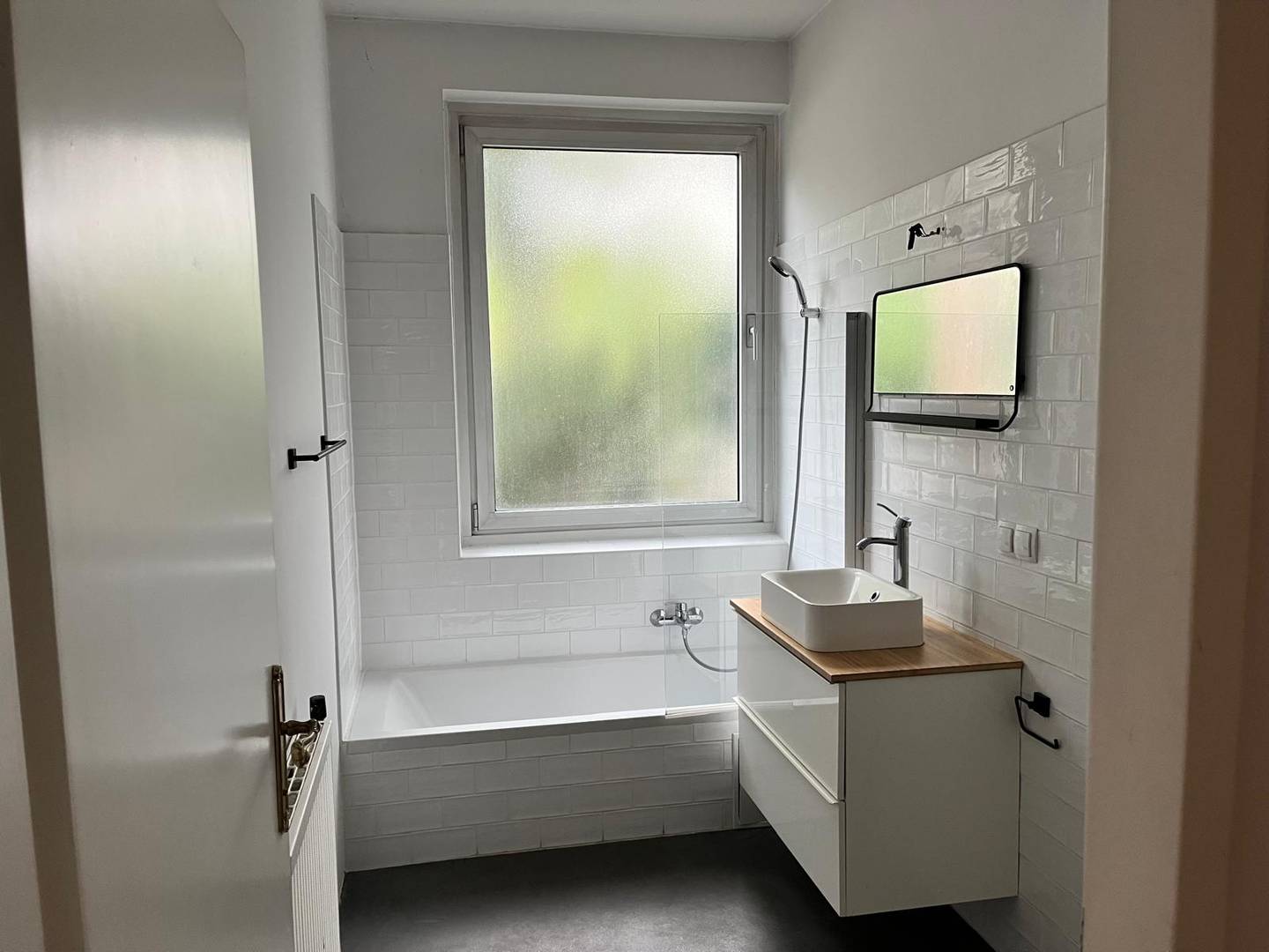 Wohnung mit Privatgarten und Garage im Cottage