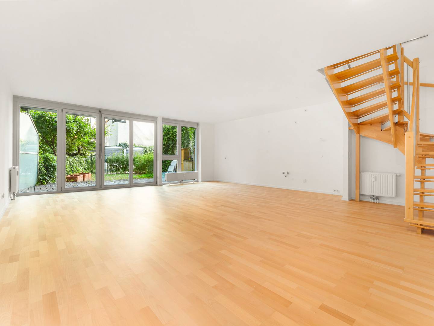 Maisonettewohnung with private garden and terrace