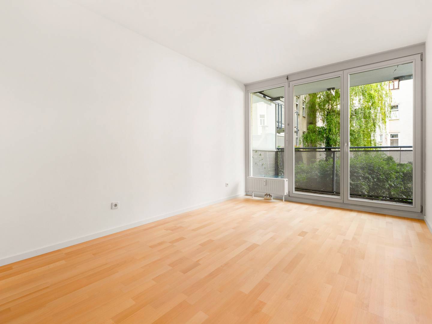 Maisonettewohnung with private garden and terrace