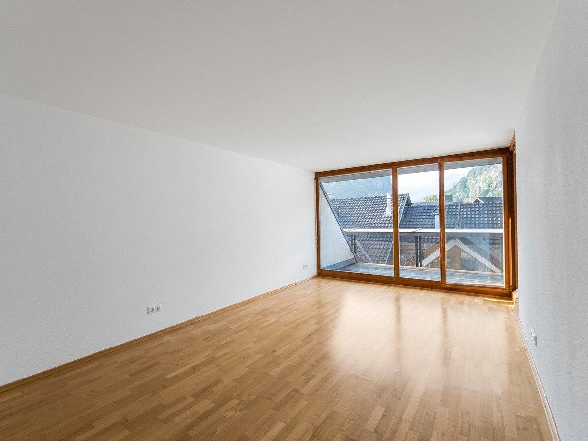 Above the roofs of Feldkirch: Bright 2-room apartment for rent
